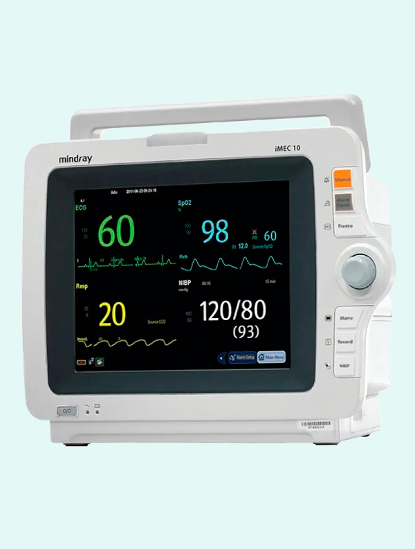 Монитор пациента включающий в себя кардиомонитор, пульсоксиметр  и монитор температуры
